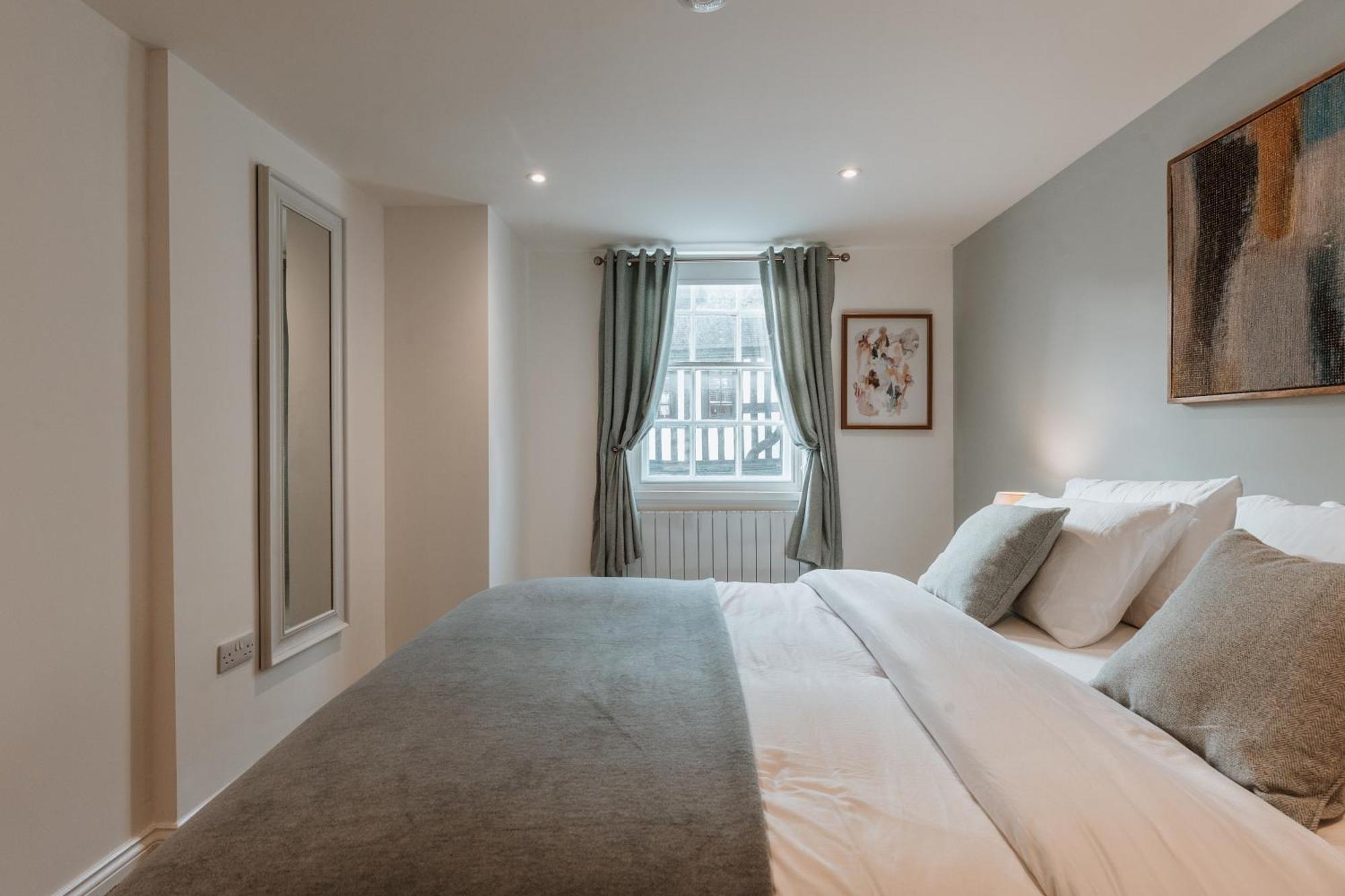 The Square Apartment Shrewsbury